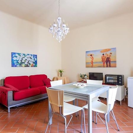 Midtown Apartment Пиза Экстерьер фото